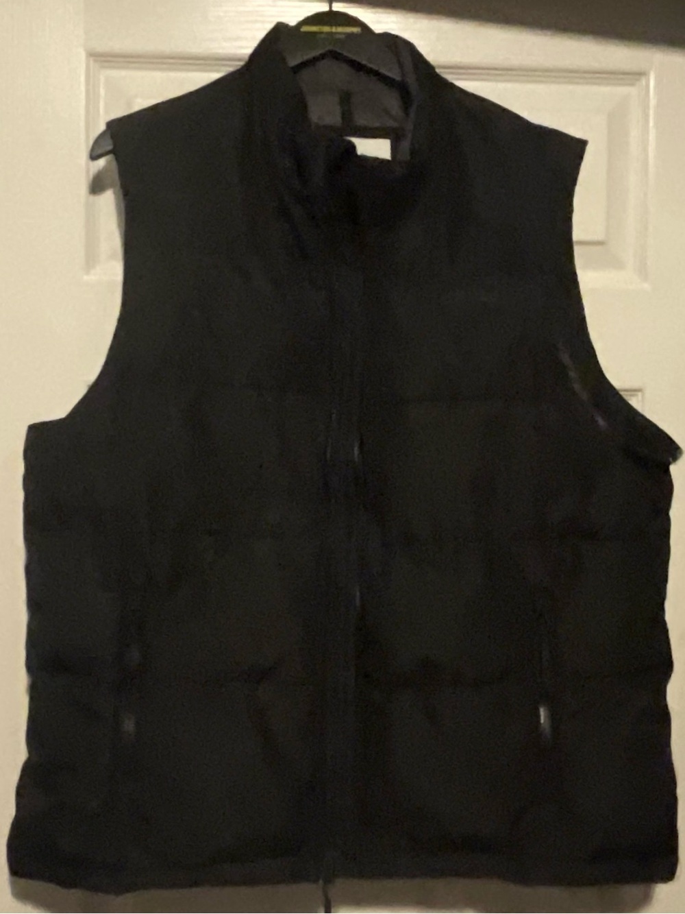 Orvis Men's Black Quilted Down Vest large outdoors
